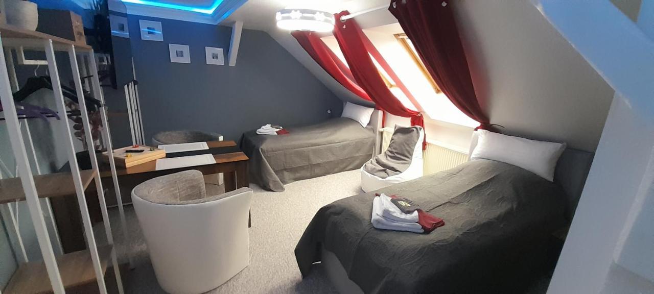 Best-Preis -Vip Lounge- Mit Netflix, Self-Check-In, Ebike Ladestation, Fahrradraum, Wlan Und Netflix - Direkt Am Elberadweg Im Herzen Von Wittenberge Exteriör bild