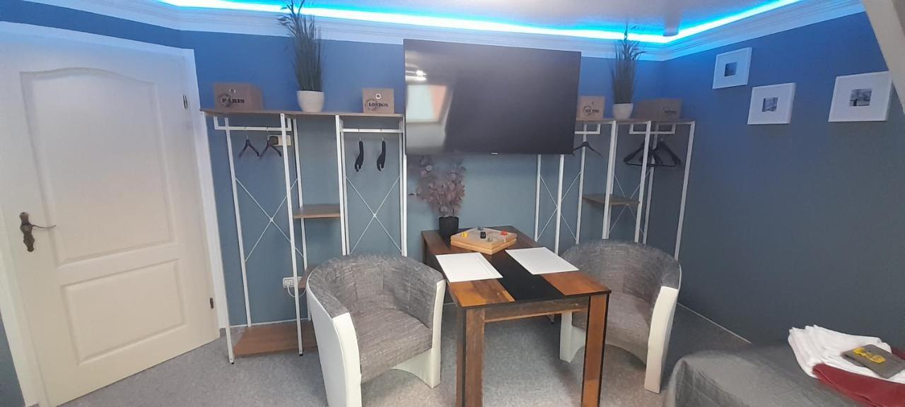 Best-Preis -Vip Lounge- Mit Netflix, Self-Check-In, Ebike Ladestation, Fahrradraum, Wlan Und Netflix - Direkt Am Elberadweg Im Herzen Von Wittenberge Exteriör bild