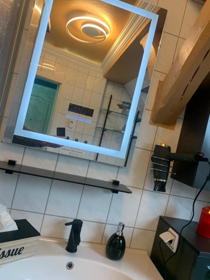 Best-Preis -Vip Lounge- Mit Netflix, Self-Check-In, Ebike Ladestation, Fahrradraum, Wlan Und Netflix - Direkt Am Elberadweg Im Herzen Von Wittenberge Exteriör bild